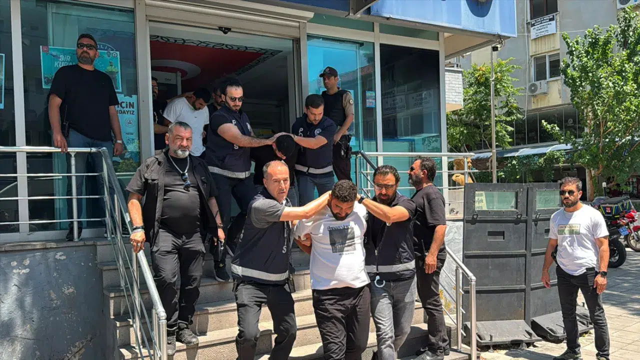 Aydın'da 2 kişinin öldüğü olaya ilişkin 4 kişi tutuklandı