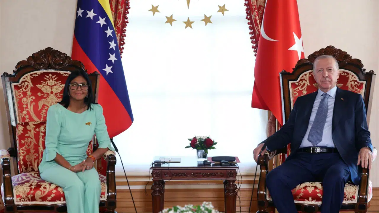 Türkiye ile Venezuela arasında 3 milyar dolarlık t