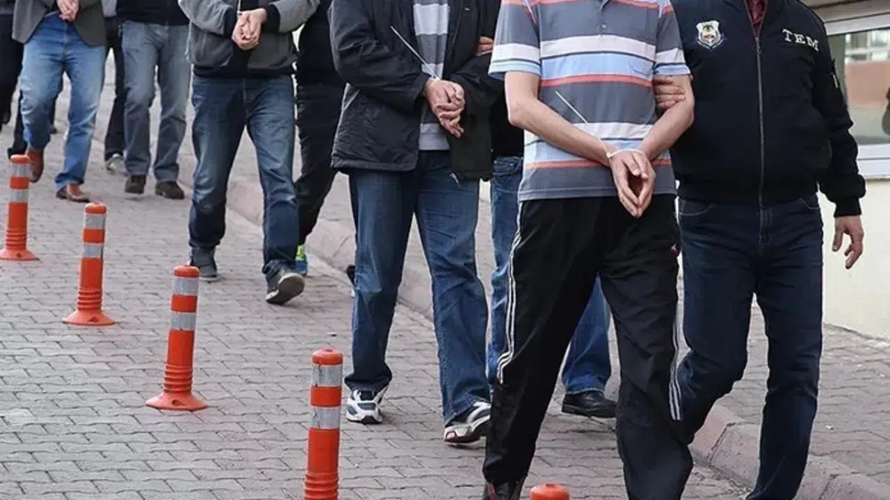 Çanakkale'de çeşitli suçlardan aranan 63 şüpheli y
