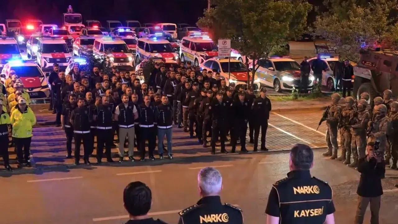 Kayseri'de dev uyuşturucu operasyonu : 211 tutuklu