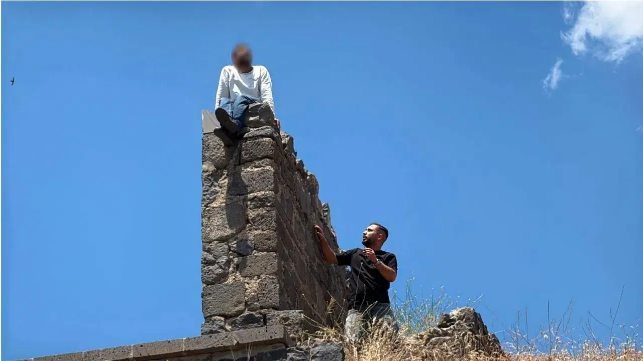 Diyarbakır'da intihar girişiminde bulunan şahıs polis ve vat