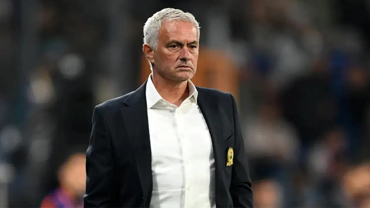 Benfica duyurdu : Jose Mourinho resmen Real Madrid'de