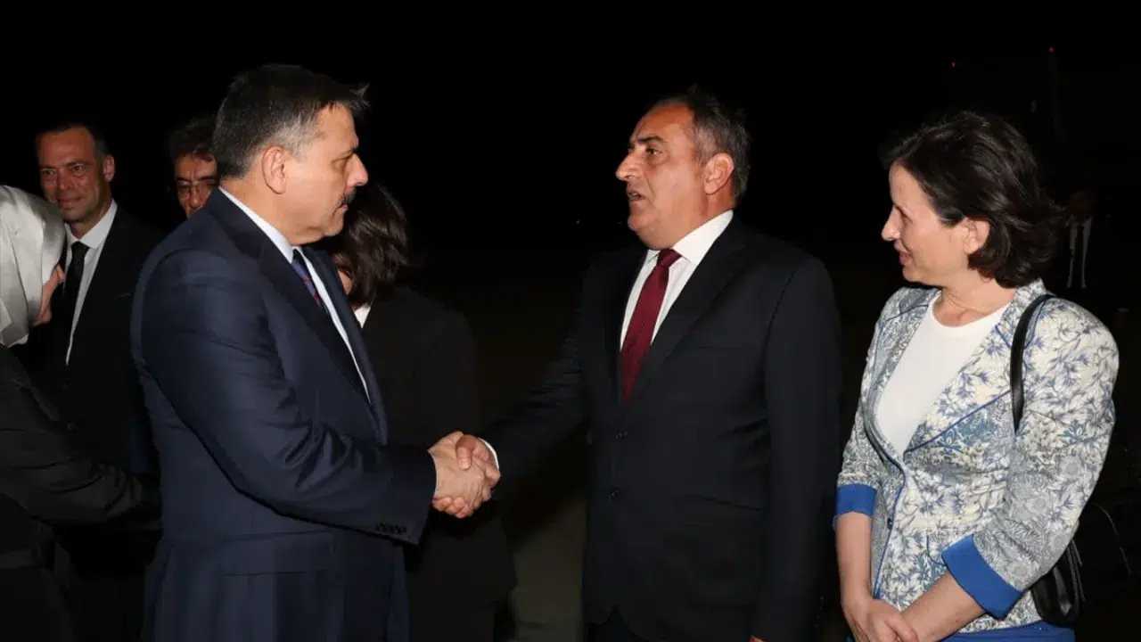 Bakan Çiftçi, çeşitli temaslarda bulunmak üzere KK