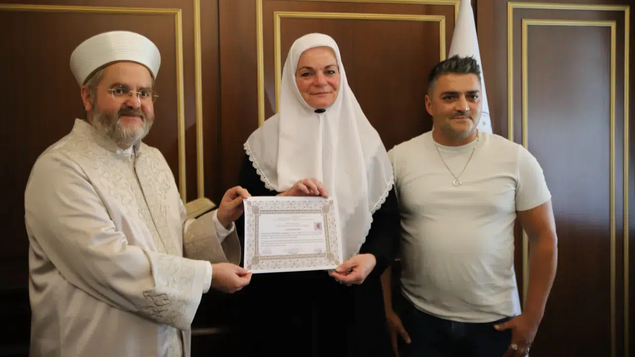 Alman kadın Sultan 2. Abdülhamid’den etkilenerek Müslüman oldu