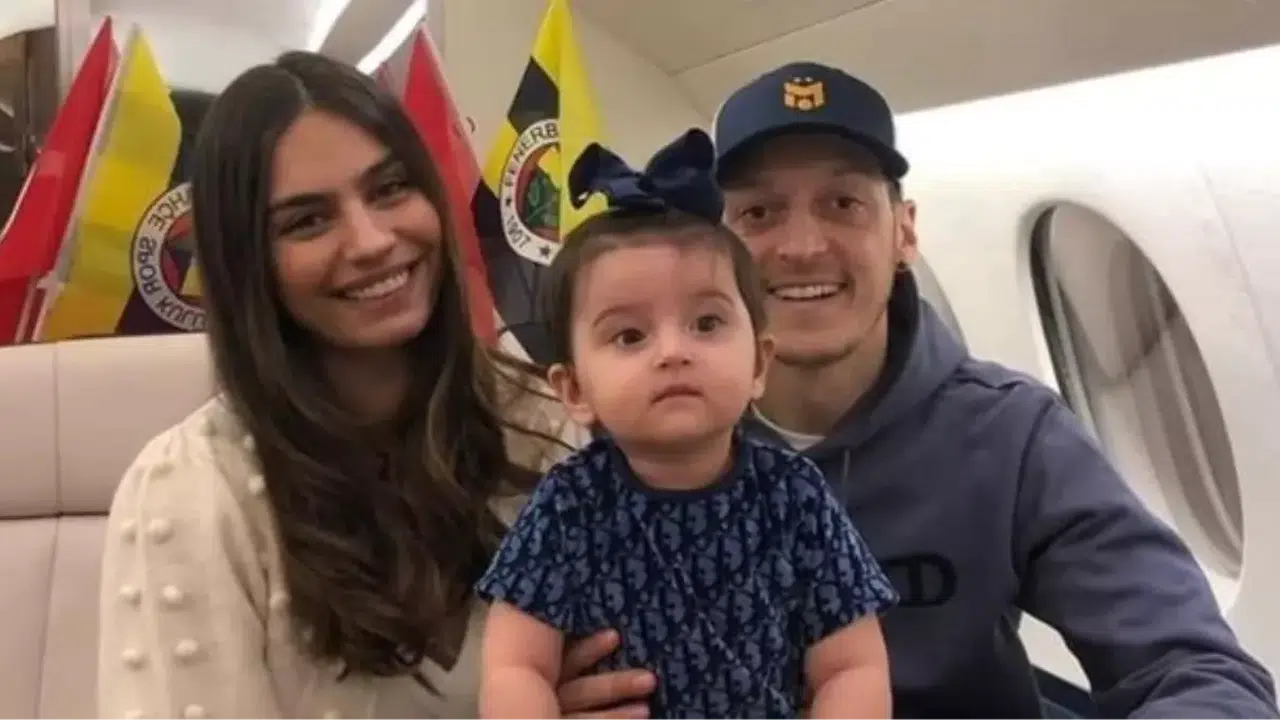 Amine Gülşe Hamile Mi? Mesut Özil'in Eşi Hakkında Bilinmesi Gerekenler