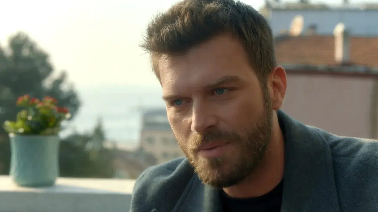 Kıvanç Tatlıtuğ'un Yeni Dizisinden Alacağı Ücret Ne Kadar Olacak?