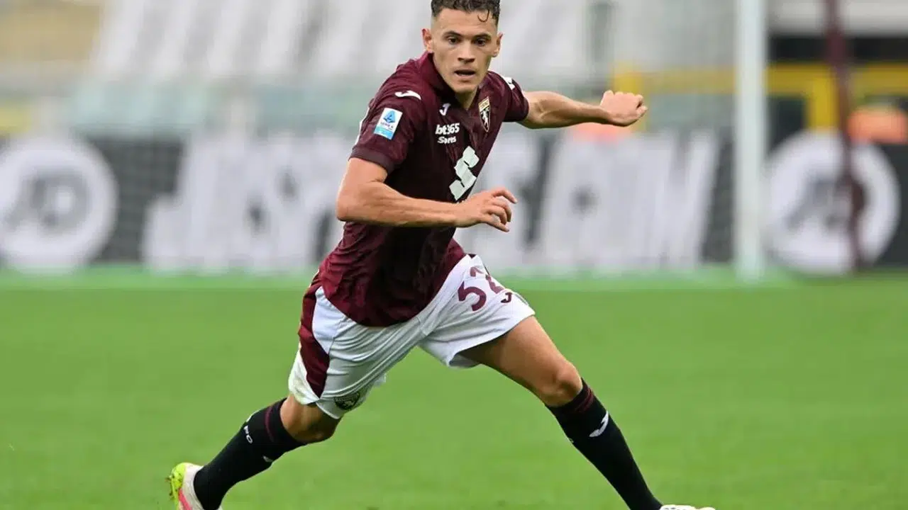 Kristjan Asllani kimdir ve futbol kariyerinde neler yapmıştır?