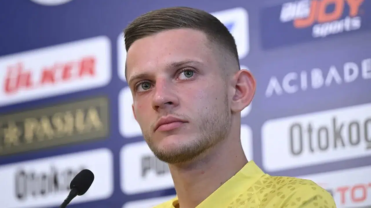 Fenerbahçe'nin Polonyalı Yıldızı Sebastian Szymanski, Takıma Veda Etti mi?
