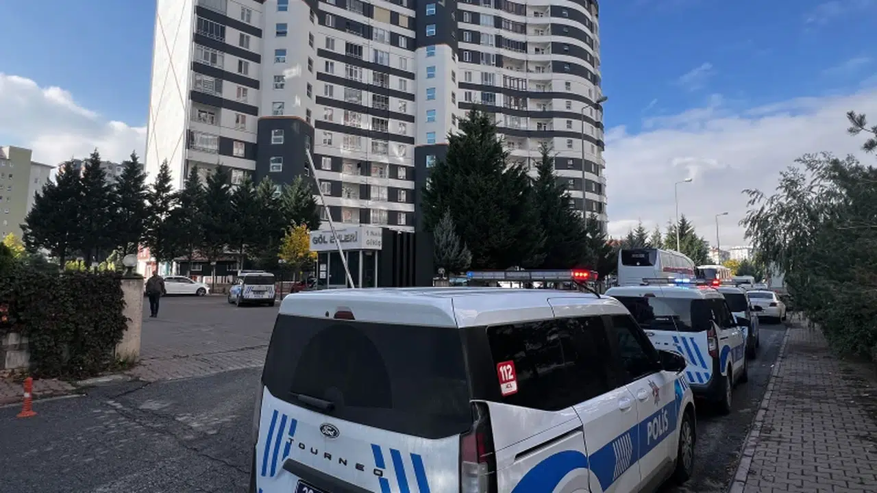 Kayseri’de Dini Nikahlı Çift Bıçakla Birbirini Yaraladı