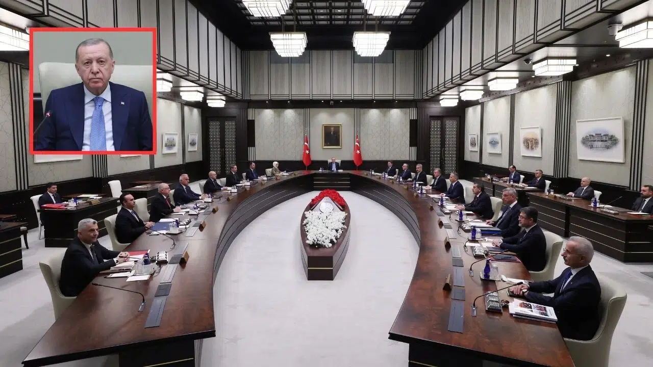 Cumhurbaşkanlığı Kabinesi Bugün Toplanıyor: Gündemde Hangi Konular Var?