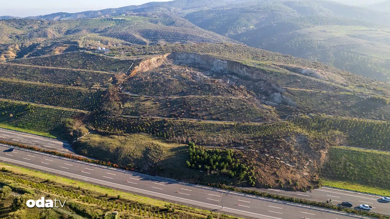 İstanbul-İzmir Otoyolu’nda Heyelan Meydana Geldi