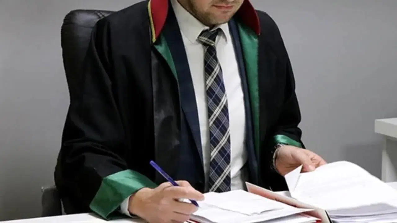 Avukat Sayısında Rekor Artış Yaşanıyor: İşsizlik Tehlikesi Mi Var?