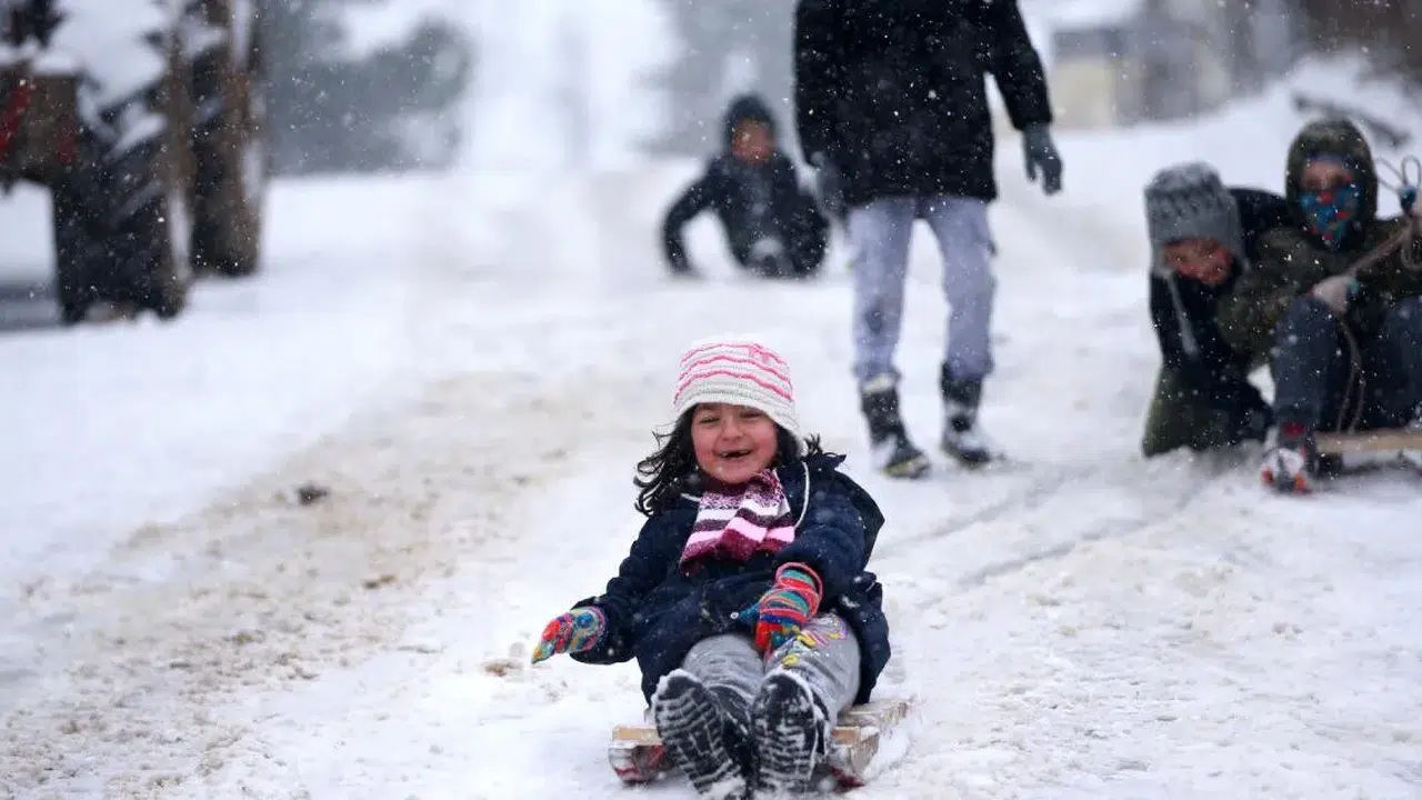 Salı günü hangi illerde okullar tatil? İşte eğitime ara verilen iller