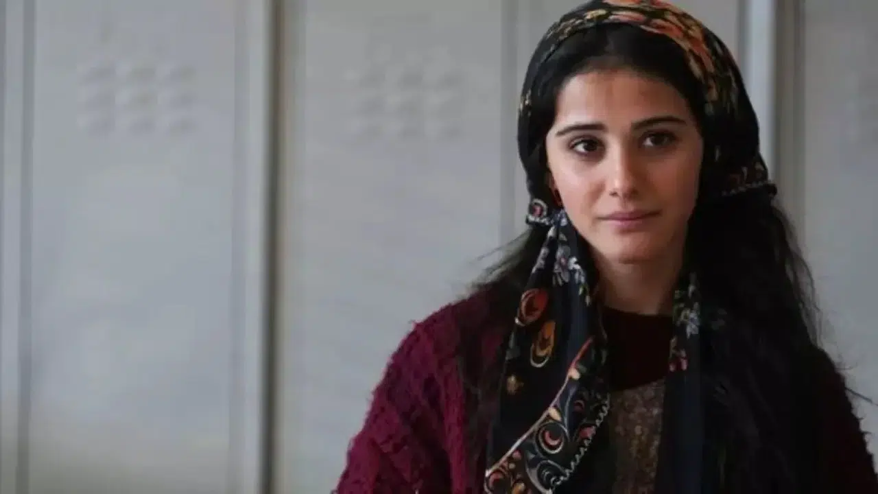 Helin Kandemir kimdir? Sevdiğim Sensin dizisinin Dicle'si hakkında merak edilenler