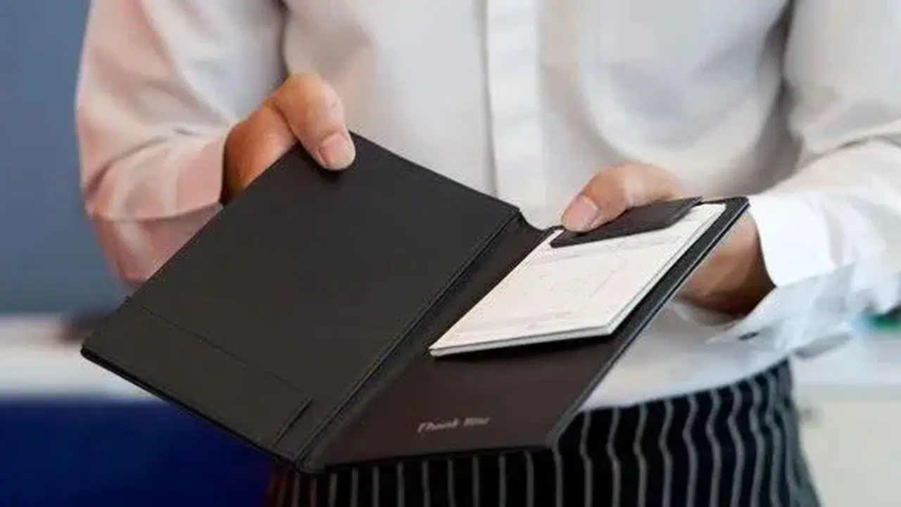 Restoranlarda gönüllü bahşiş dönemi başladı : Yeni uygulama neleri kapsıyor?