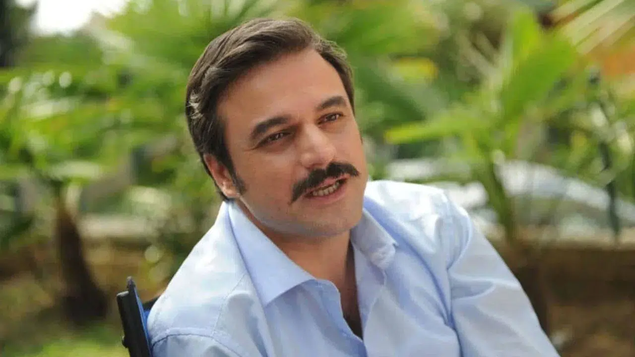 Ufuk Özkan Yoğun Bakımda mı? Ünlü Oyuncudan Açıklama Geldi