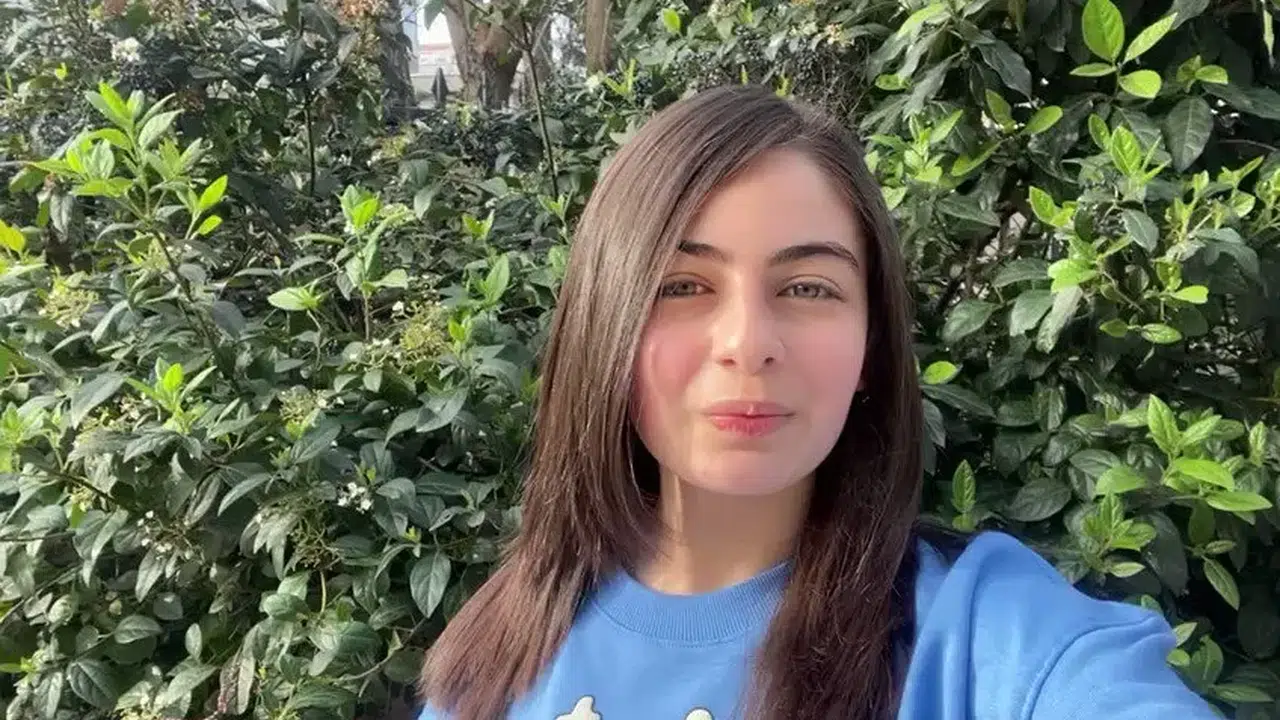 Leya Kırşan Kimdir? Genç Oyuncunun Hayatı ve Kariyeri Hakkında Bilgi