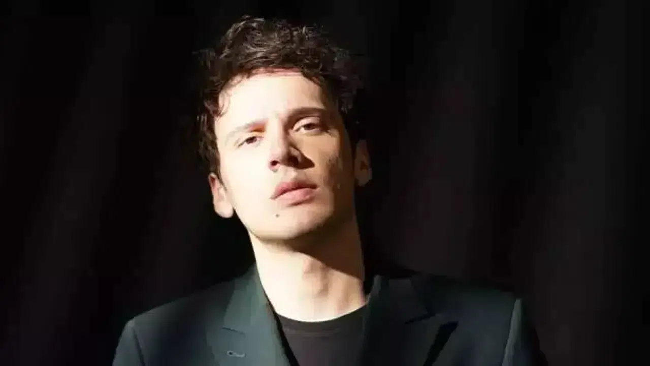 Edis Görgülü gözaltında mı? Şarkıcının hayatı ve kariyeri hakkında merak edilenler