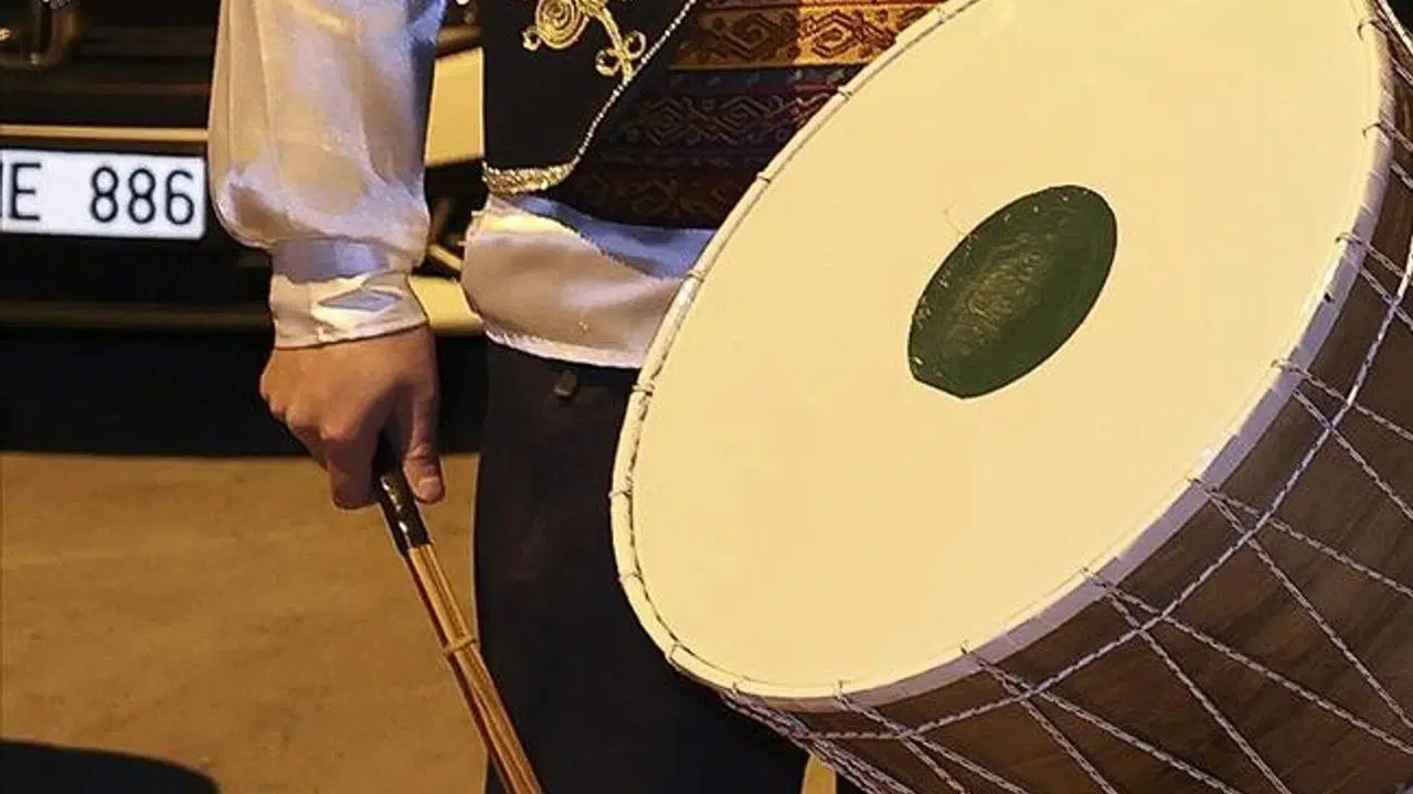 Ramazan davulcuları ne kadar kazanıyor? Maaş mı alıyorlar, bahşiş mi alıyorlar?