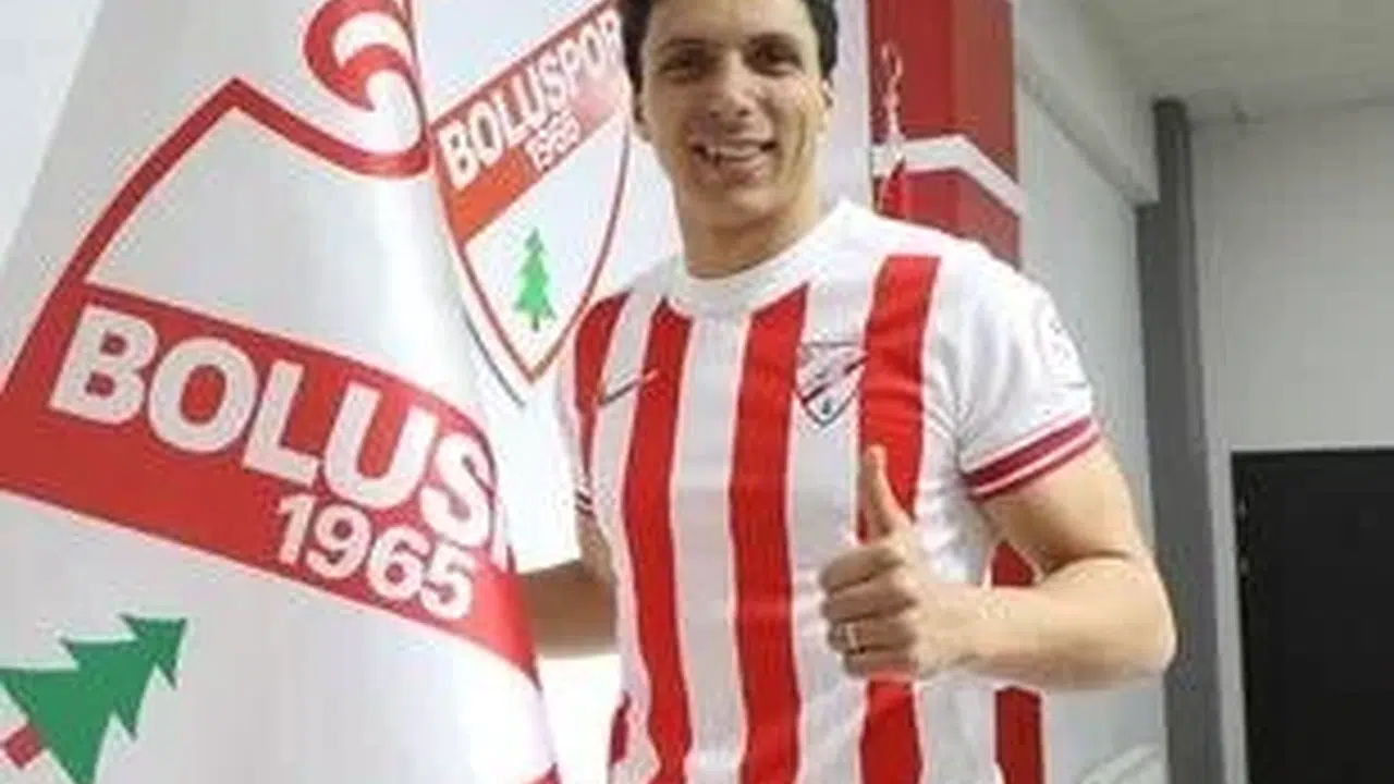 Boluspor, Gökhan Akkan ile savunma hattını güçlendirdi