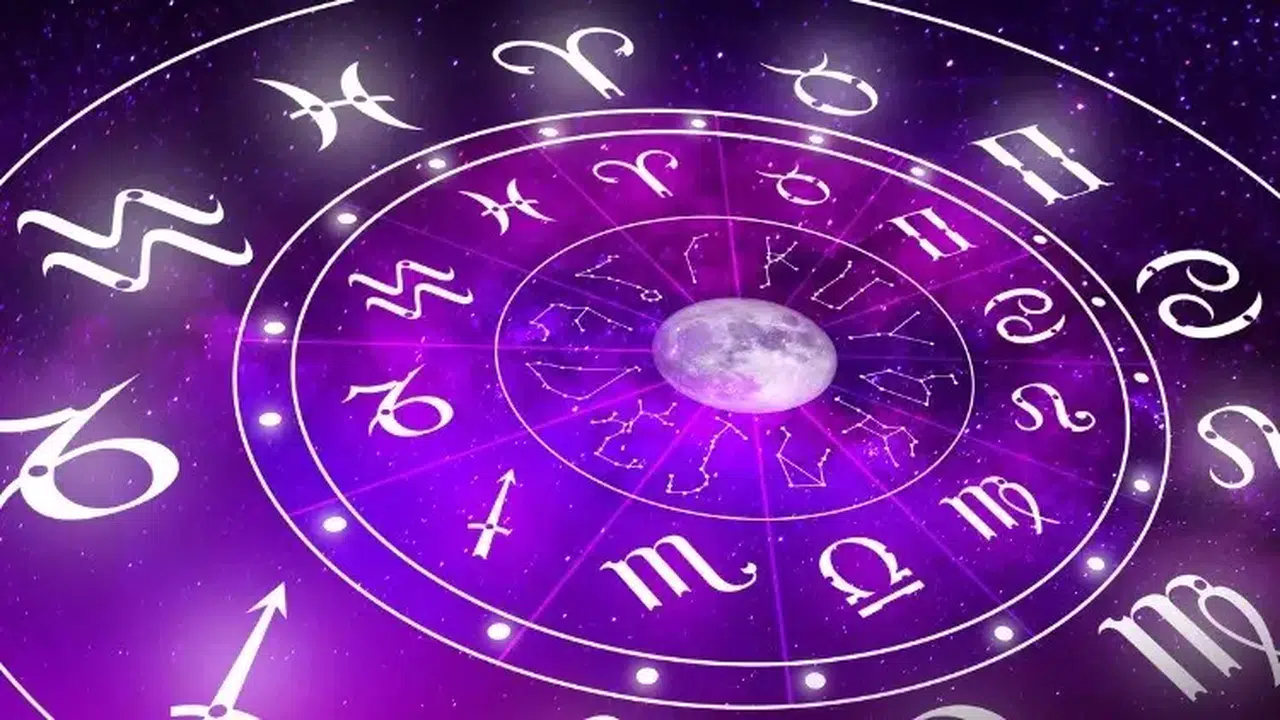 Cumartesi Günü Hangi Burçları Neler Bekliyor? Venüs'ün Koç Burcuna Geçişi Ne Anlama Geliyor?