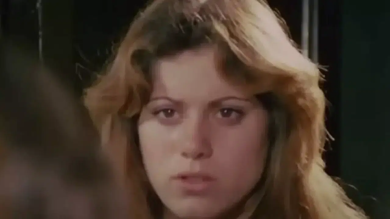 Hababam Sınıfı Dokuz Doğuruyor filmindeki Ayşe karakteri Zümrüt Cansel kimdir?