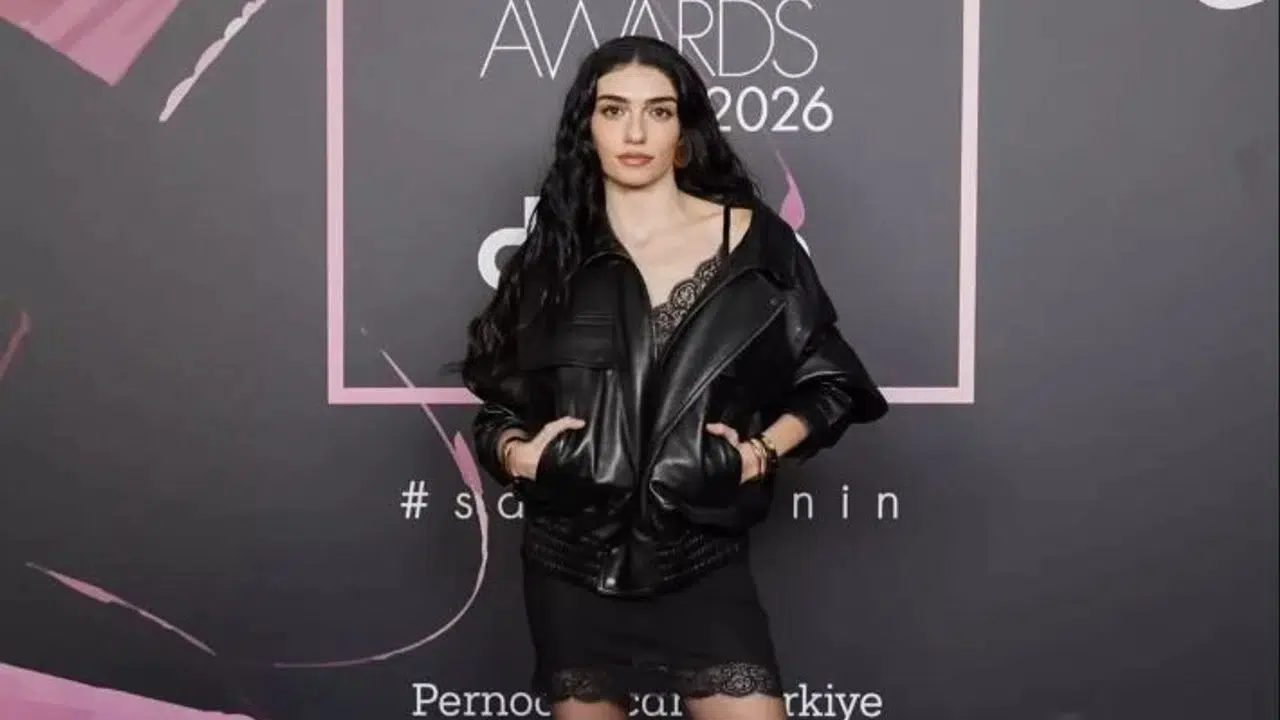 Hazar Ergüçlü ve Efe Çelik İlişkisini Neden Sonlandırdı?