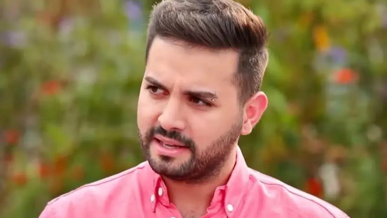 Kadir Ezildi'nin Geliri Ne Kadar ve Televizyon Programı Bölüm Başı Ücreti Nedir?