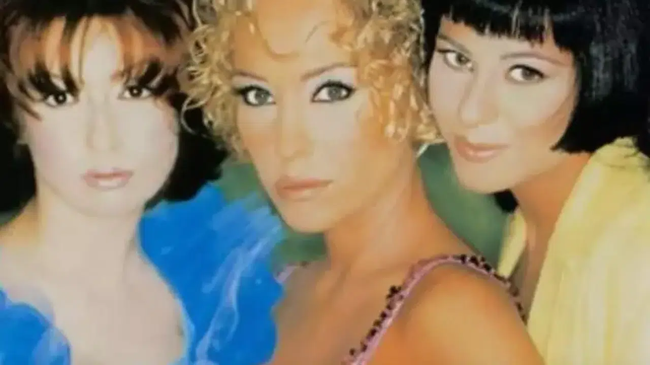 Ebru Kıran Kimdir? Çıtır Kızlar Grubunun Yıldızı Şimdi Ne Yapıyor?