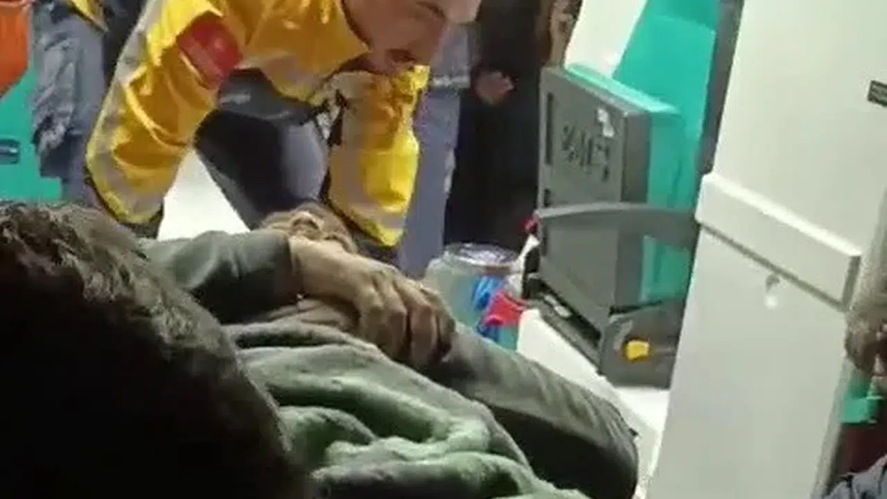 Adıyaman'da Beton Santralinde İşçi Kum Eleme Makinesinde Sıkıştı