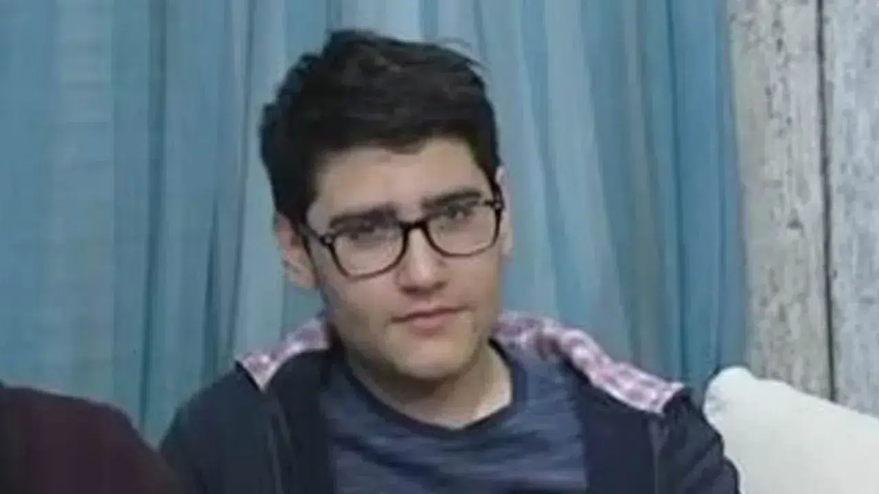 Toygu Berat Sungurtekin kimdir? Enes Batur'un kardeşi kaç yaşında?