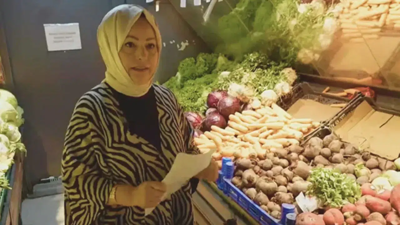 Zuhal Topal'la Yemekteyiz Melek Aydın kimdir, kaç yaşında ve nereli? İşte hayatına dair detaylar