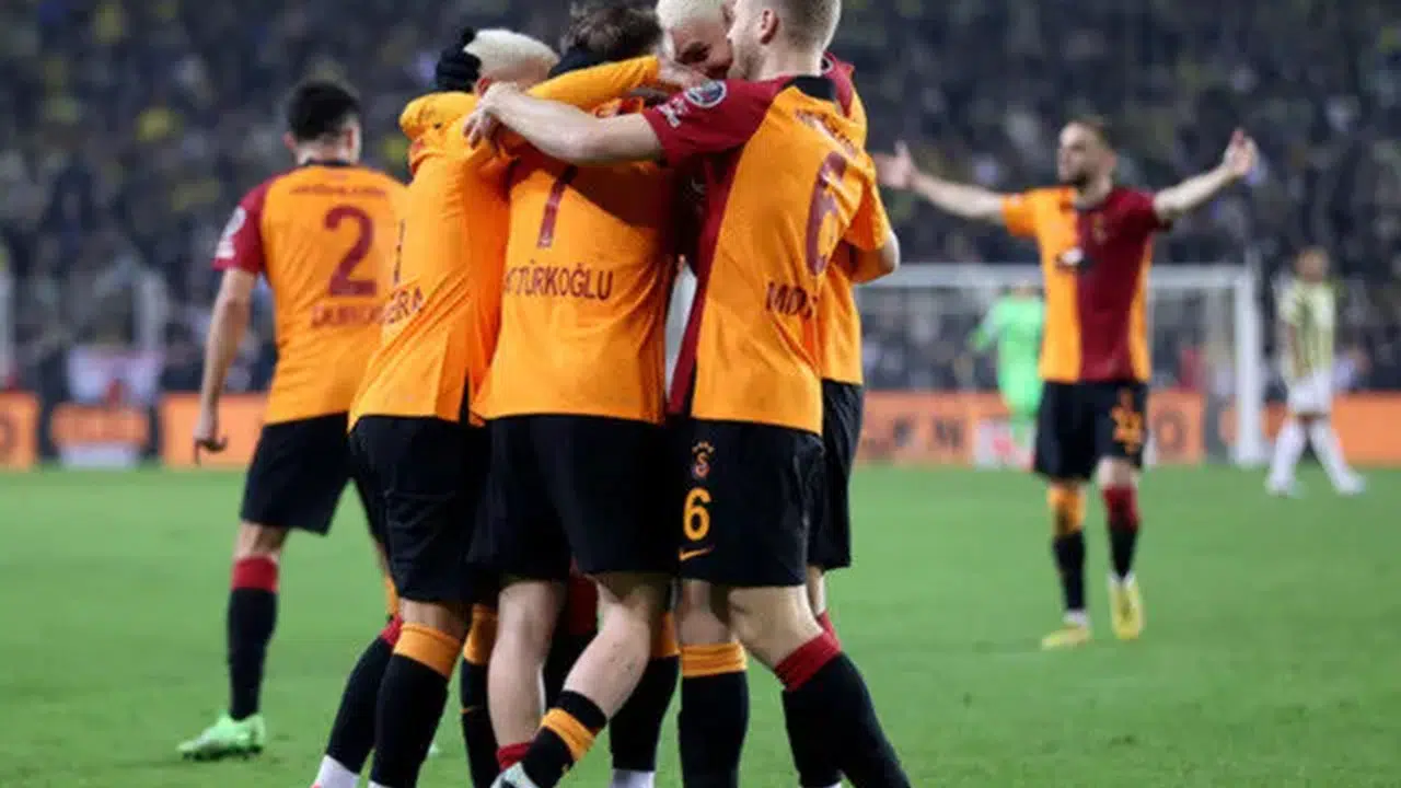 Galatasaray, Liverpool'u Geçerse Çeyrek Finalde Kimle Karşılaşacak?