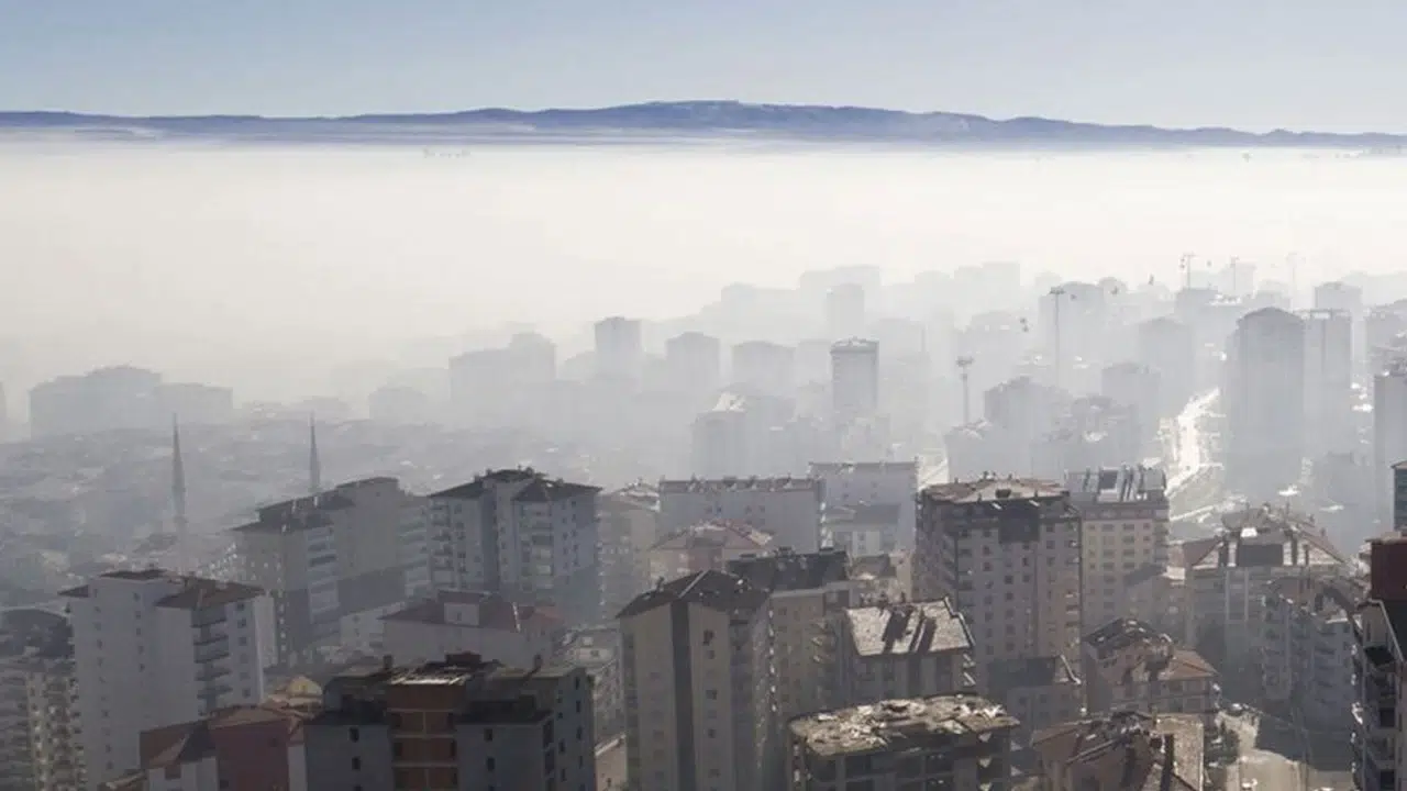Türkiye, Avrupa'nın En Kirli Hava Alanları Listesinde Neden Bu Kadar Öne Çıkıyor?