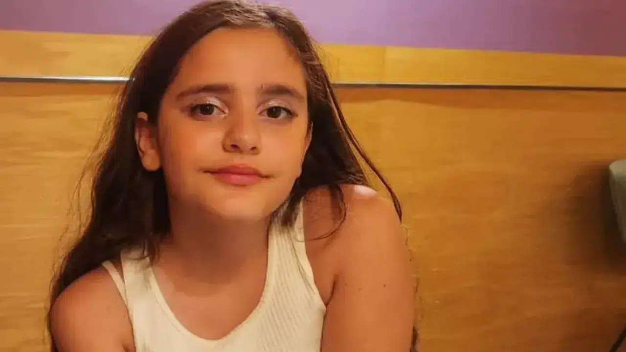 Enes Batur'un Kız Kardeşi Elis Bera Sungurtekin Kimdir, Kaç Yaşında?