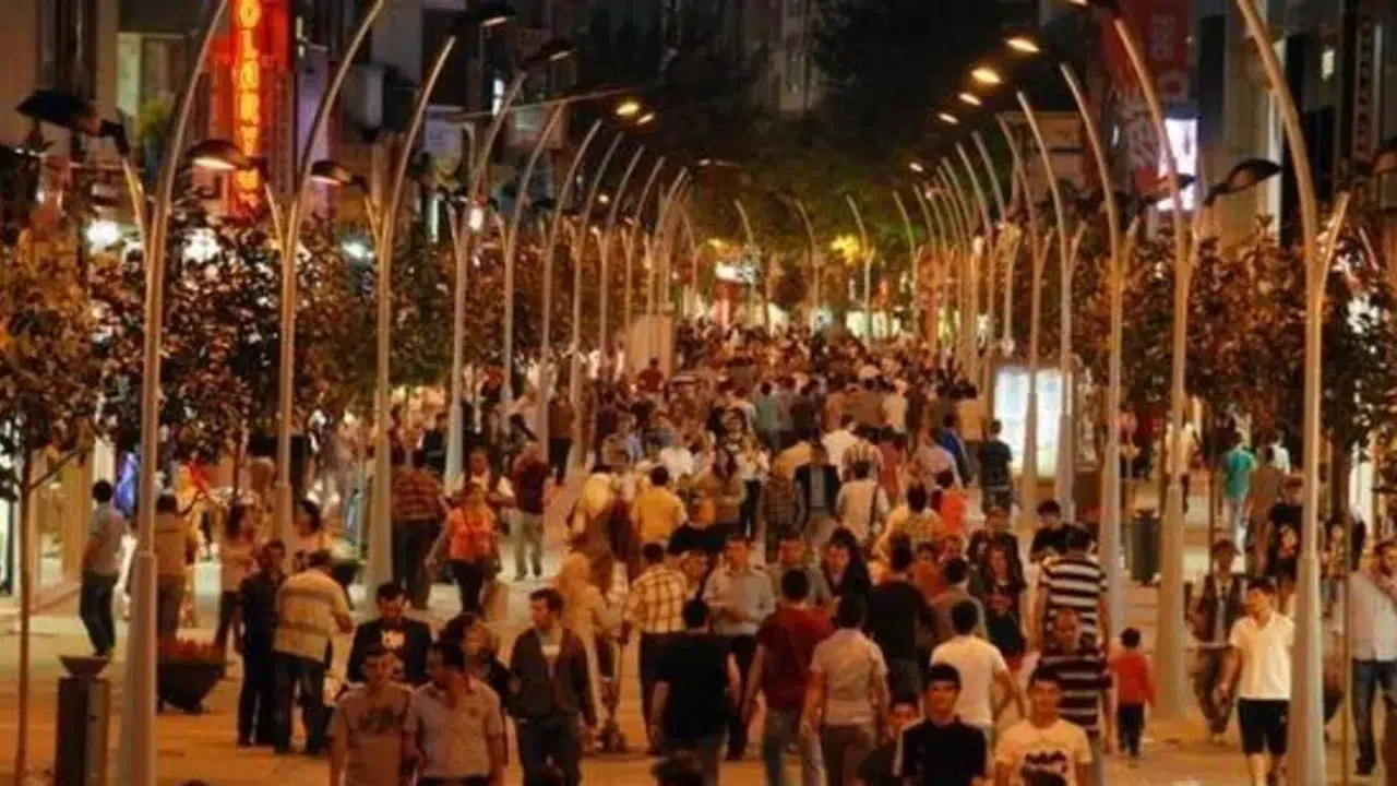 Türkiye'de Turizm Sektöründe Yabancı Yatırımcı Sayısı Ne Kadar ?