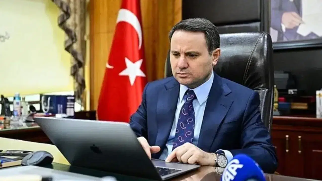 Akın Gürlek'in eşi Elif Gülşah Gürlek kimdir, kaç yaşında ve mesleği nedir?