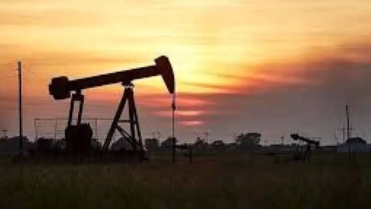 ING, Petrol Fiyatları İçin Üç Farklı Senaryo Sunuyor: Jeopolitik Gerginlikler Ne Kadar Etkili Olacak?