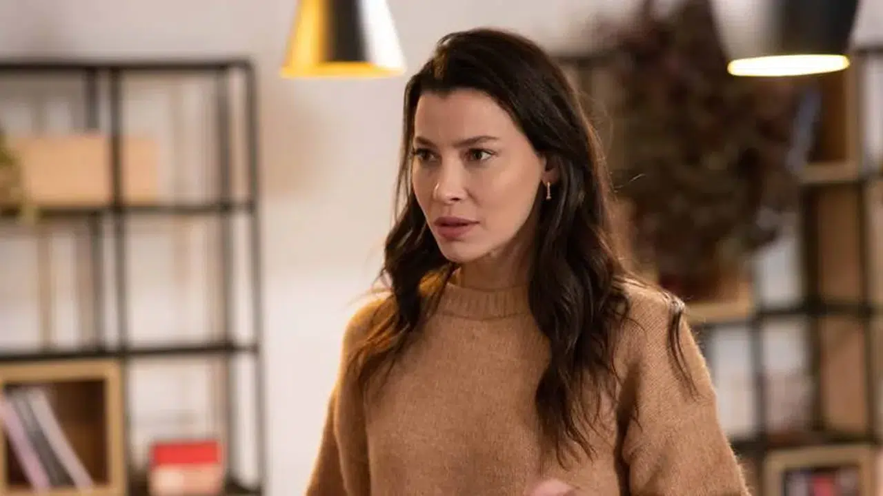 Kızılcık Şerbeti’nin Alev’i, Müjde Uzman kimdir?