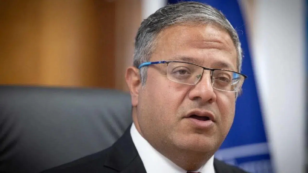 İsrail Bakanı Ben-Gvir, İranlıların Telefonlarını Dinleyebildiğini Açıkladı