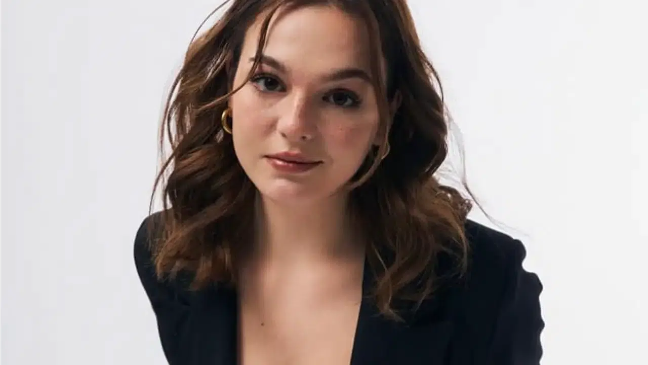 Gönül Dağı Esra öğretmen kimdir? Aslıhan Kapanşahin kim, kaç yaşında ve nereli?