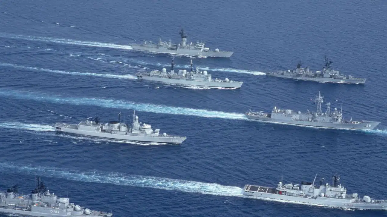 Hürmüz Boğazı'ndaki deniz ablukaları geçmişte ne kadar etkili oldu?