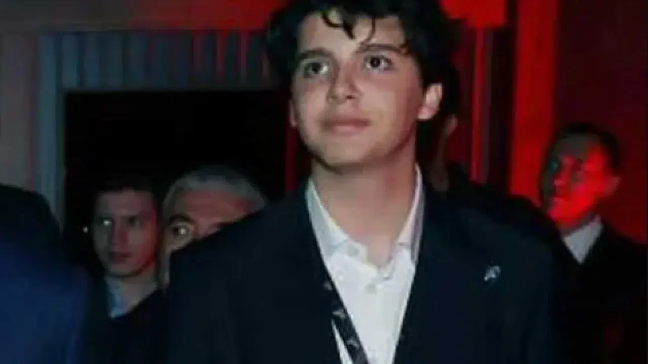 Cumhurbaşkanı Erdoğan'ın Torunu Ömer Tayyip Erdoğan Kimdir ve Ne ile Gündeme Geldi?