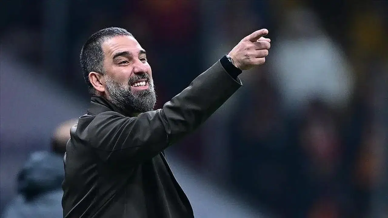 Arda Turan'ın Teknik Direktörlüğündeki Shakhtar Donetsk, UEFA Konferans Ligi Yarı Finalinde