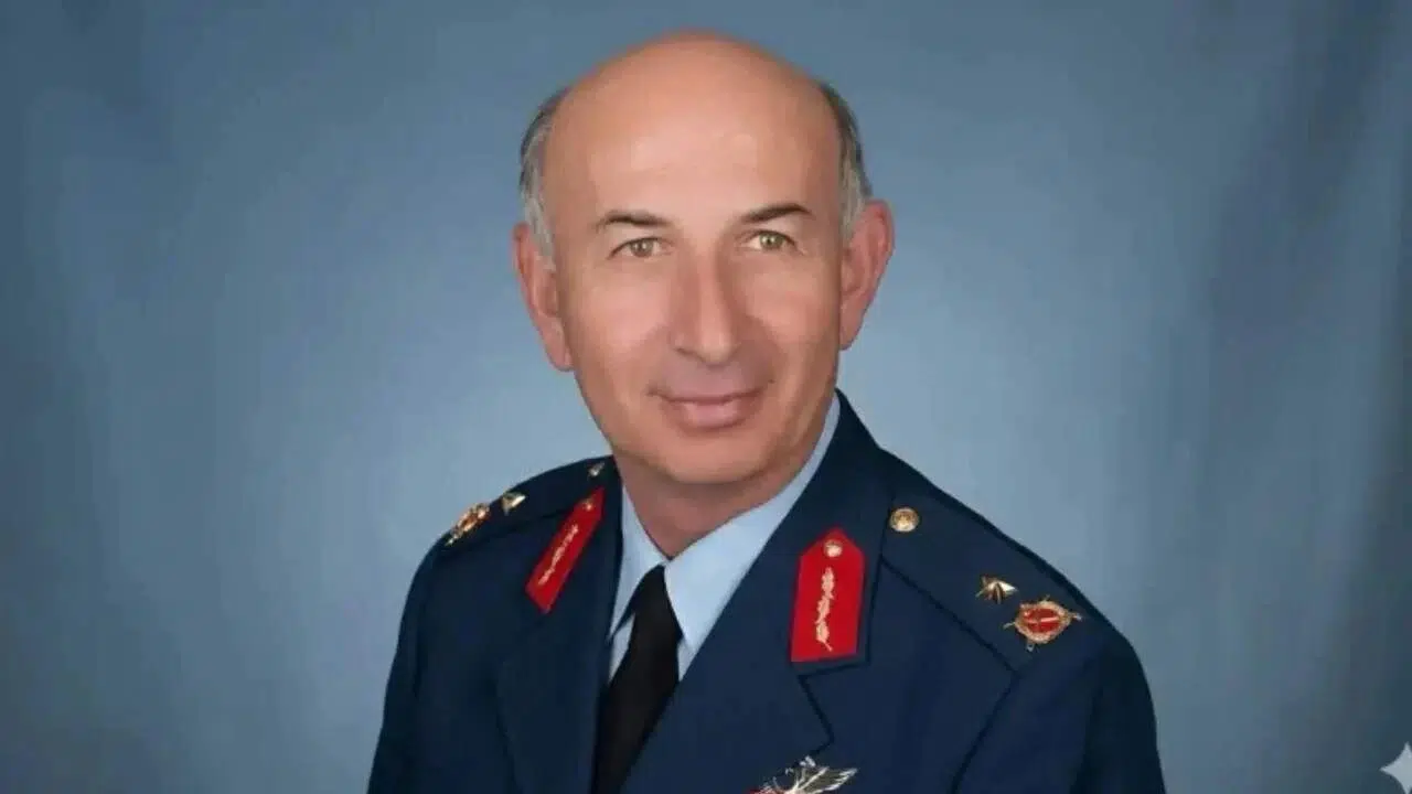 Türk Hava Kuvvetleri'nin Önemli İsimlerinden Mehmet Pınar Kimdir ve Neden Vefat Etti?