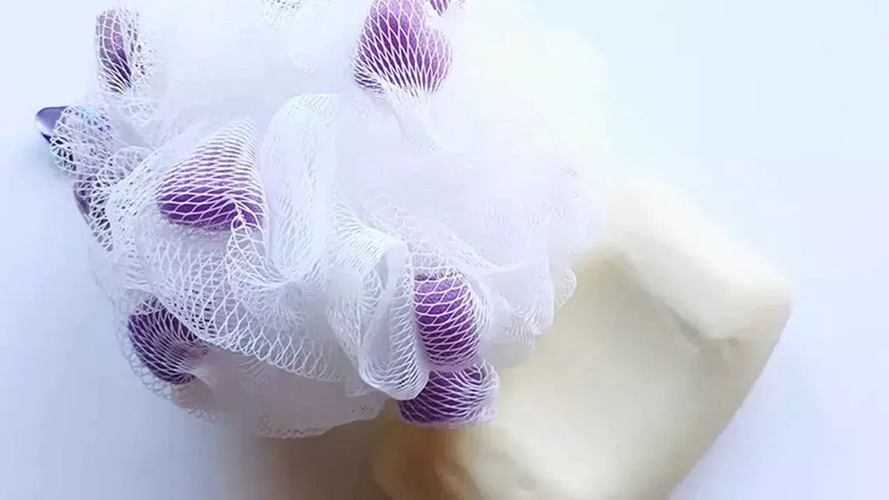 Duş lifleri neden sağlık riski oluşturuyor? Uzmanlar uyarıyor