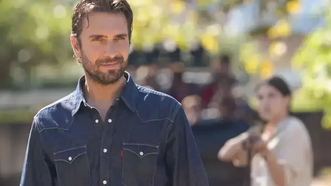 Ulaş Tuna Astepe kimdir, kaç yaşında ve nereli? Hangi dizilerde oynadı?