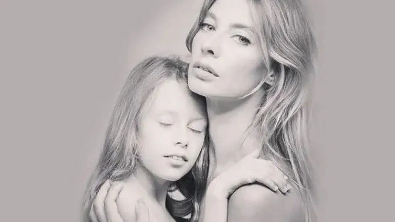 Tuba Ünsal'ın Kızı Sare Pilevneli Kimdir ve Kaç Yaşındadır?