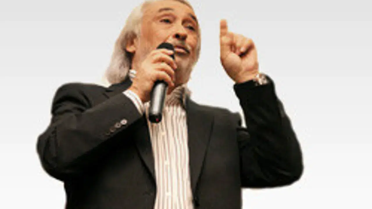 Gırgıriye Müzikali'nde gerginlik çıktı: Müjdat Gezen hastanelik oldu