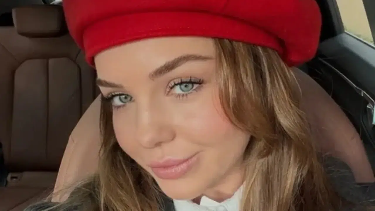 Selena dizisinin Leyla'sı Gizem Güven'in şöhret yolculuğu Teoman ile nasıl başladı?